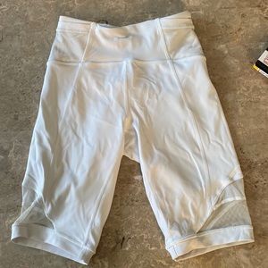 Lululemon cycling shorts size 4